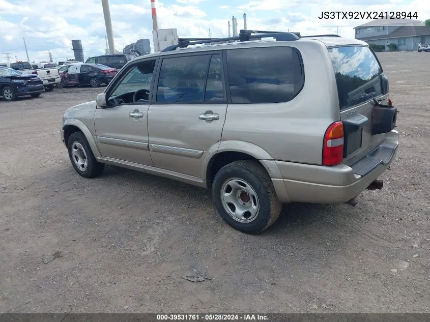 2002 Suzuki Xl-7 Limited/Plus/Standard/Touring VIN: JS3TX92VX24128944 Lot: 39531761