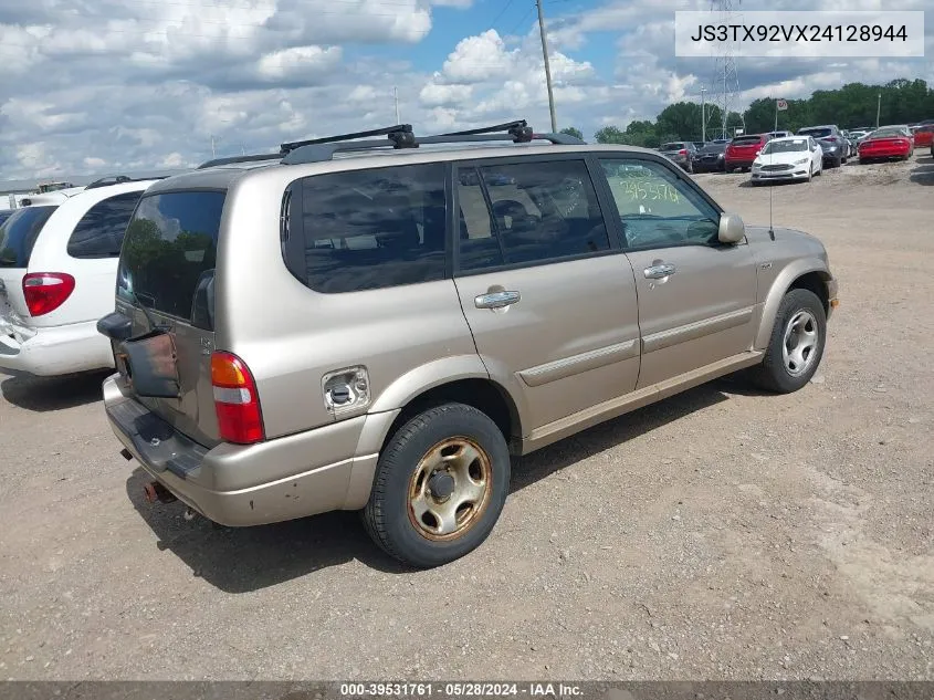 2002 Suzuki Xl-7 Limited/Plus/Standard/Touring VIN: JS3TX92VX24128944 Lot: 39531761