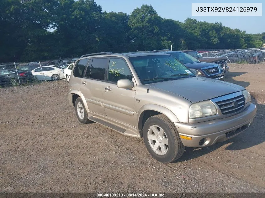 2002 Suzuki Xl-7 Limited/Plus/Standard/Touring VIN: JS3TX92V824126979 Lot: 40109210