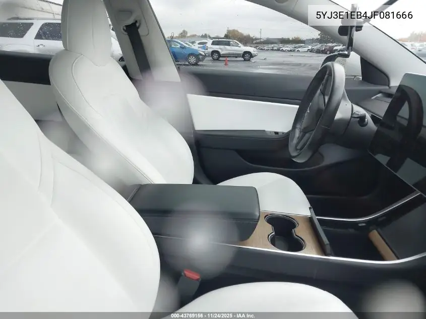 5YJ3E1EB4JF081666 2018 Tesla Model 3 Long Range/Performance