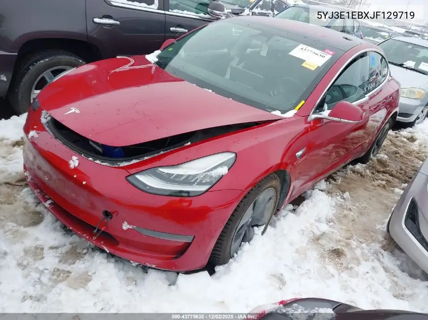 5YJ3E1EBXJF129719 2018 Tesla Model 3 Long Range/Performance
