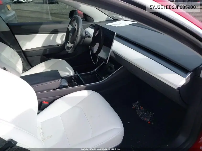 5YJ3E1EB6JF085900 2018 Tesla Model 3 Long Range/Performance