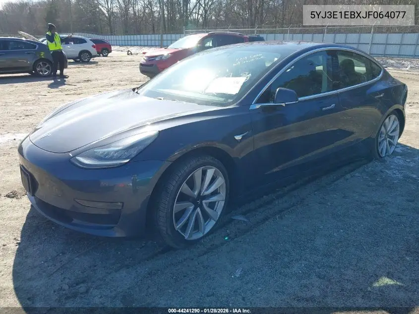 5YJ3E1EBXJF064077 2018 Tesla Model 3 Long Range/Performance