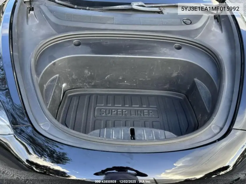 5YJ3E1EA1MF015992 2021 Tesla Model 3 Standard Range Plus Rear-Wheel Drive