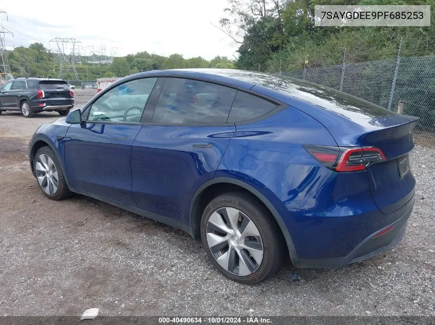 2023 Tesla Model Y Awd/Long Range Dual Motor All-Wheel Drive VIN: 7SAYGDEE9PF685253 Lot: 40490634