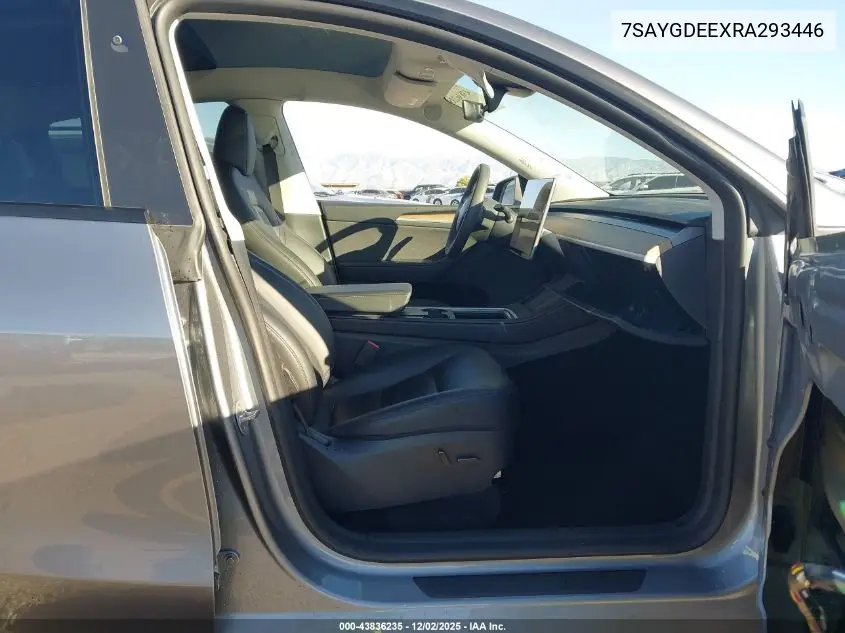 7SAYGDEEXRA293446 2024 Tesla Model Y Long Range Dual Motor All-Wheel Drive
