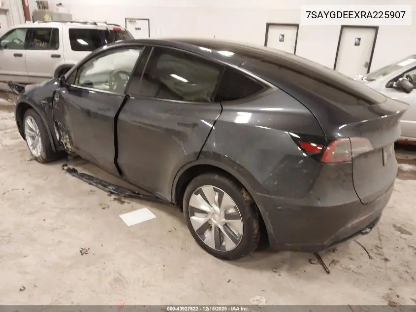 7SAYGDEEXRA225907 2024 Tesla Model Y Long Range Dual Motor All-Wheel Drive