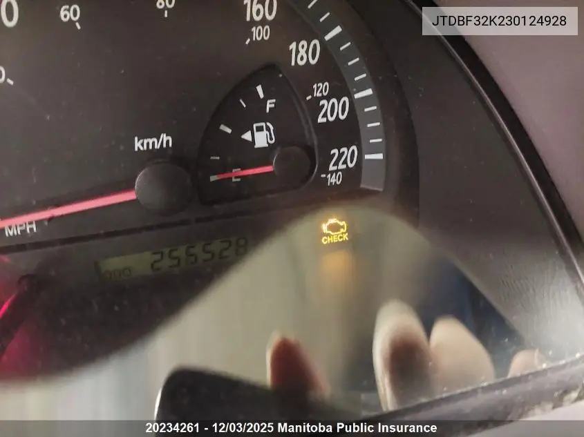 JTDBF32K230124928 2003 Toyota Camry Le V6 Le V6
