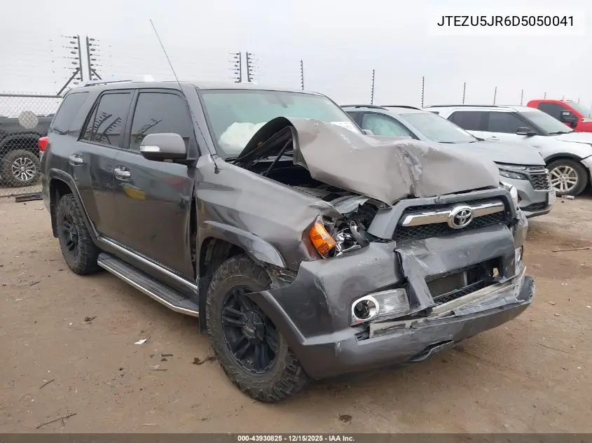 JTEZU5JR6D5050041 2013 Toyota 4Runner Limited