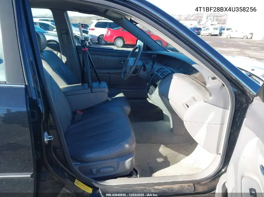 4T1BF28BX4U358256 2004 Toyota Avalon Xl