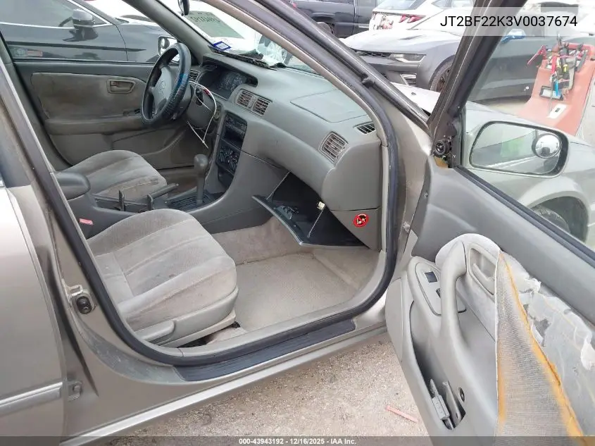 JT2BF22K3V0037674 1997 Toyota Camry Le V6