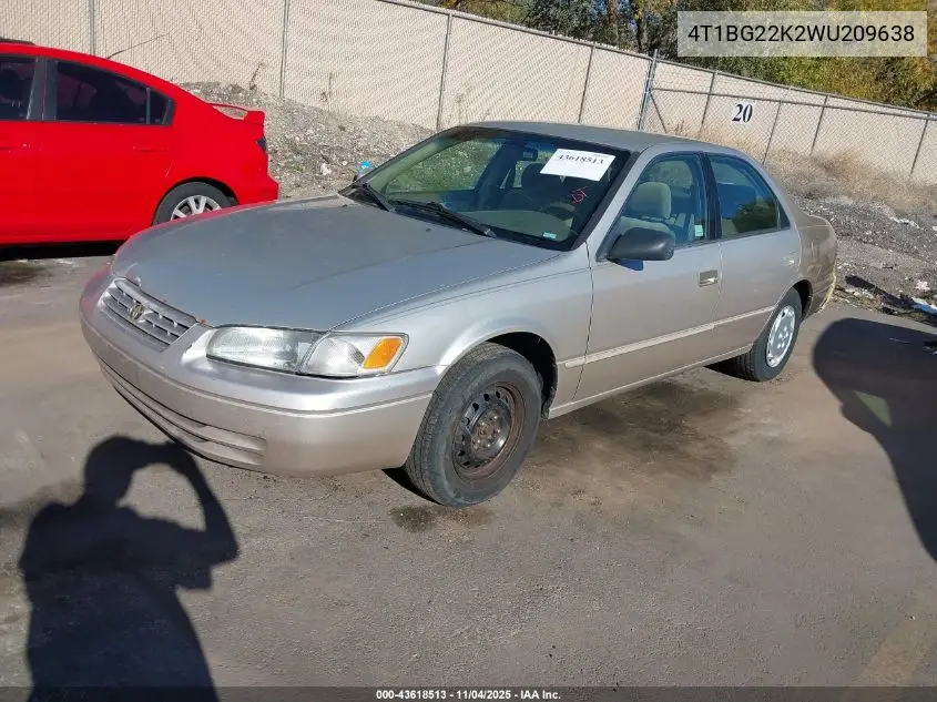 4T1BG22K2WU209638 1998 Toyota Camry Le