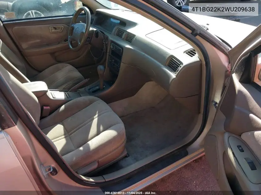 4T1BG22K2WU209638 1998 Toyota Camry Le