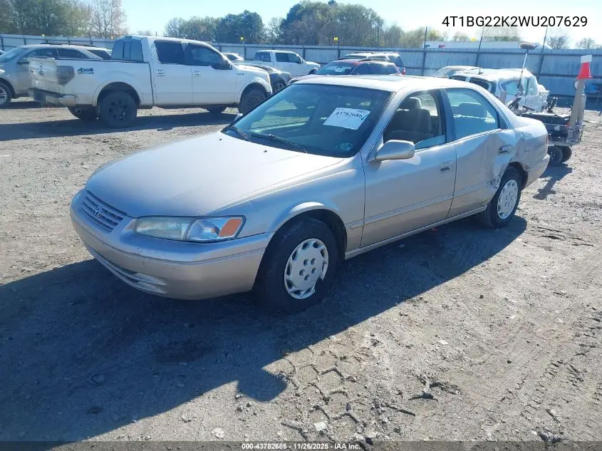 4T1BG22K2WU207629 1998 Toyota Camry Le