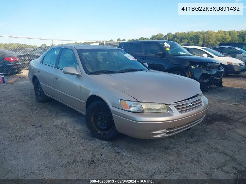 1999 Toyota Camry Le VIN: 4T1BG22K3XU891432 Lot: 40250613