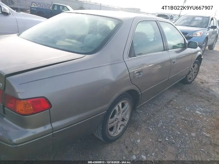 4T1BG22K9YU667907 2000 Toyota Camry Le