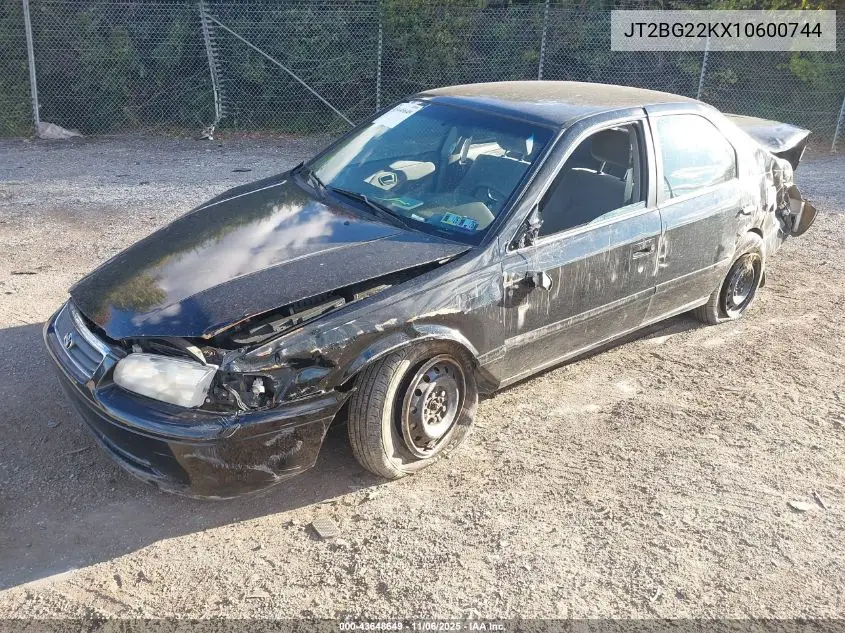 JT2BG22KX10600744 2001 Toyota Camry Le