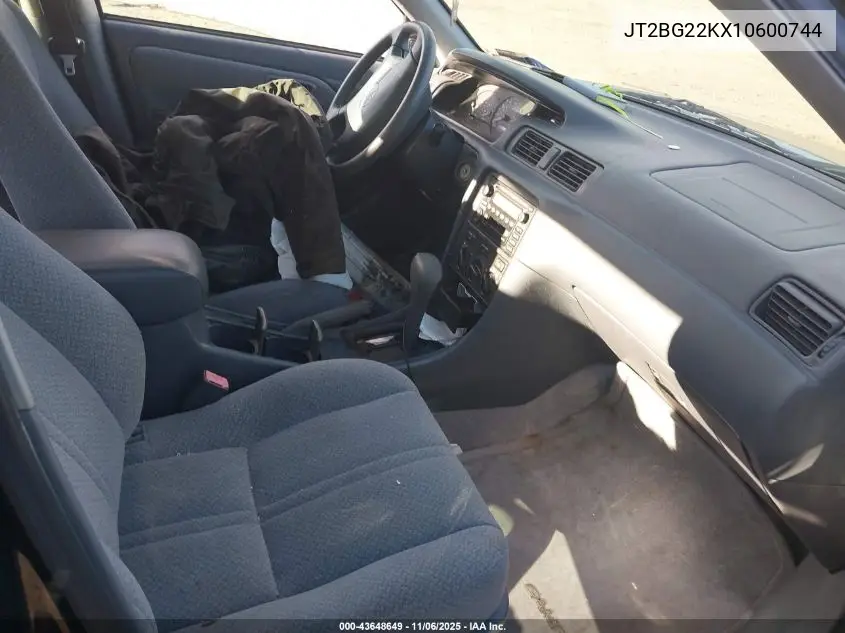 JT2BG22KX10600744 2001 Toyota Camry Le
