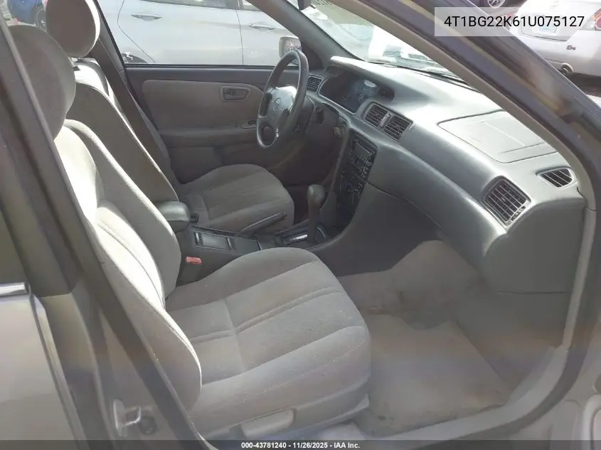 4T1BG22K61U075127 2001 Toyota Camry Le