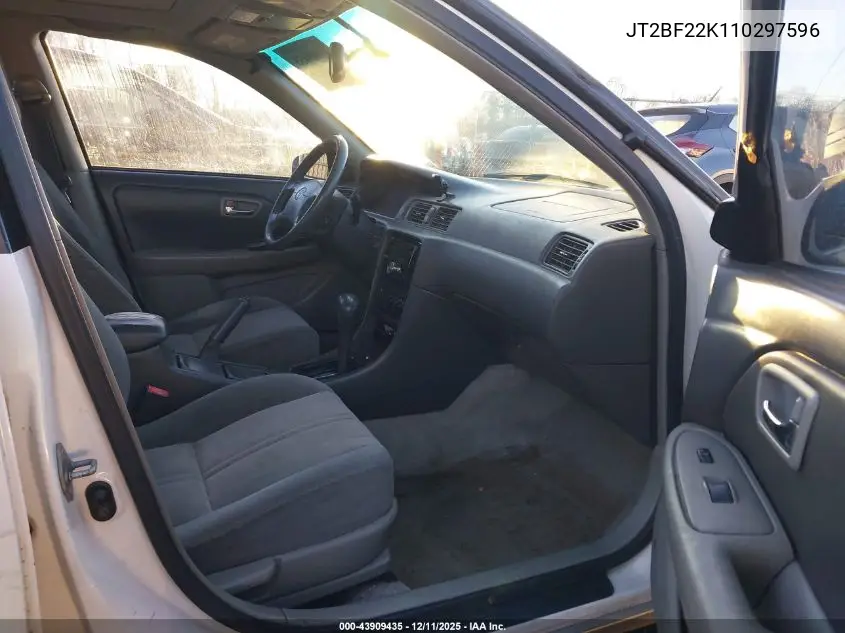 JT2BF22K110297596 2001 Toyota Camry Le V6