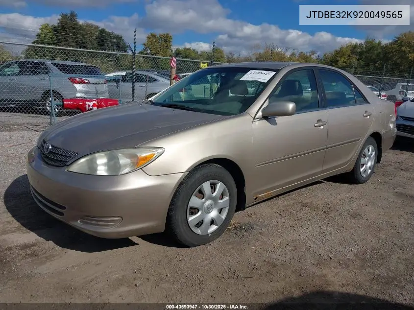 JTDBE32K920049565 2002 Toyota Camry Le