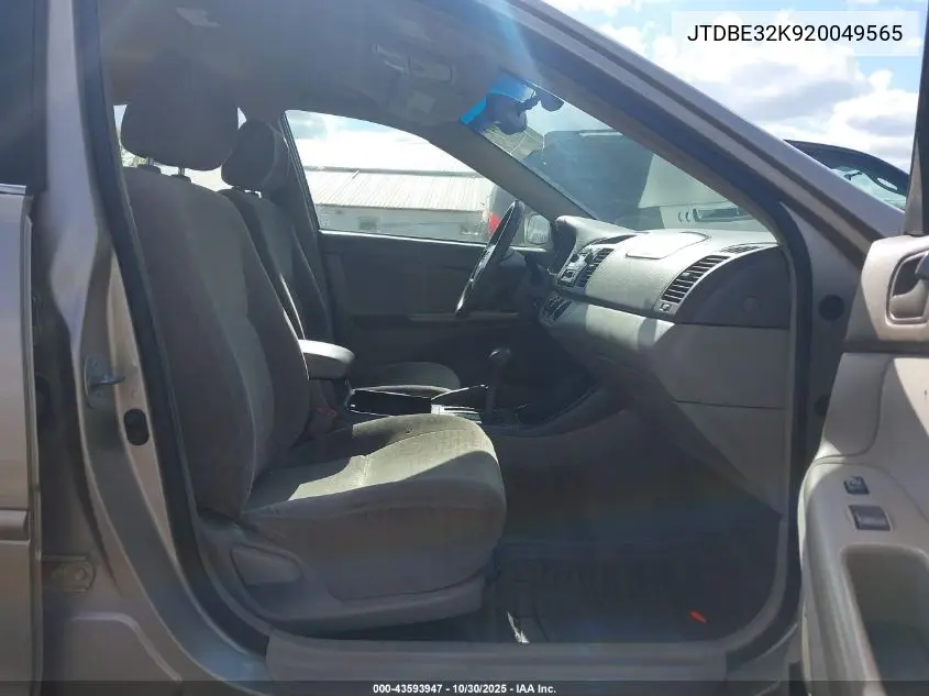 JTDBE32K920049565 2002 Toyota Camry Le