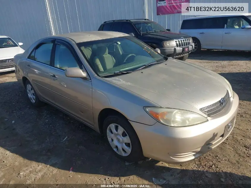 4T1BE32K22U563620 2002 Toyota Camry Le