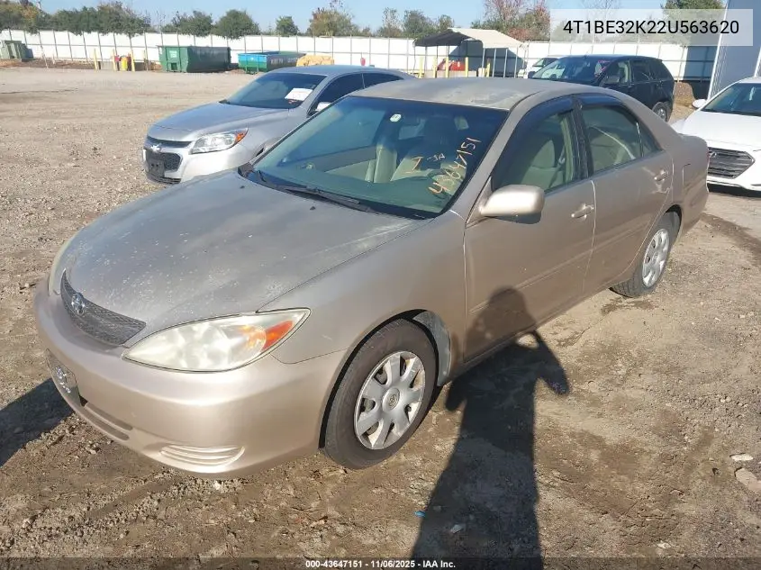 4T1BE32K22U563620 2002 Toyota Camry Le