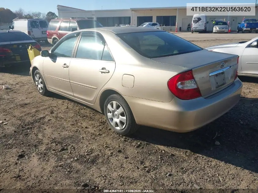 4T1BE32K22U563620 2002 Toyota Camry Le