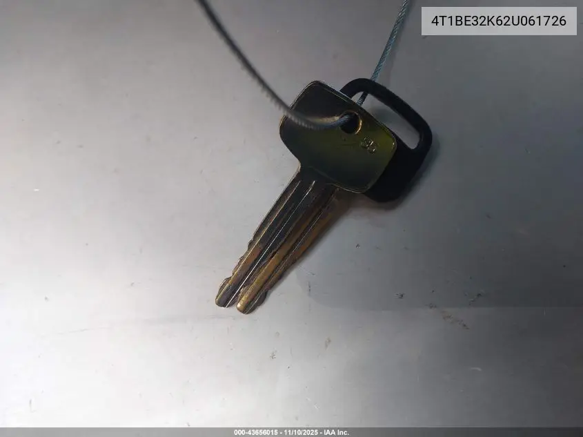 4T1BE32K62U061726 2002 Toyota Camry Le