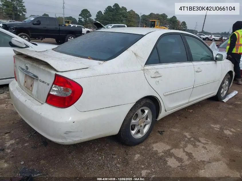 4T1BE30K42U066104 2002 Toyota Camry Le
