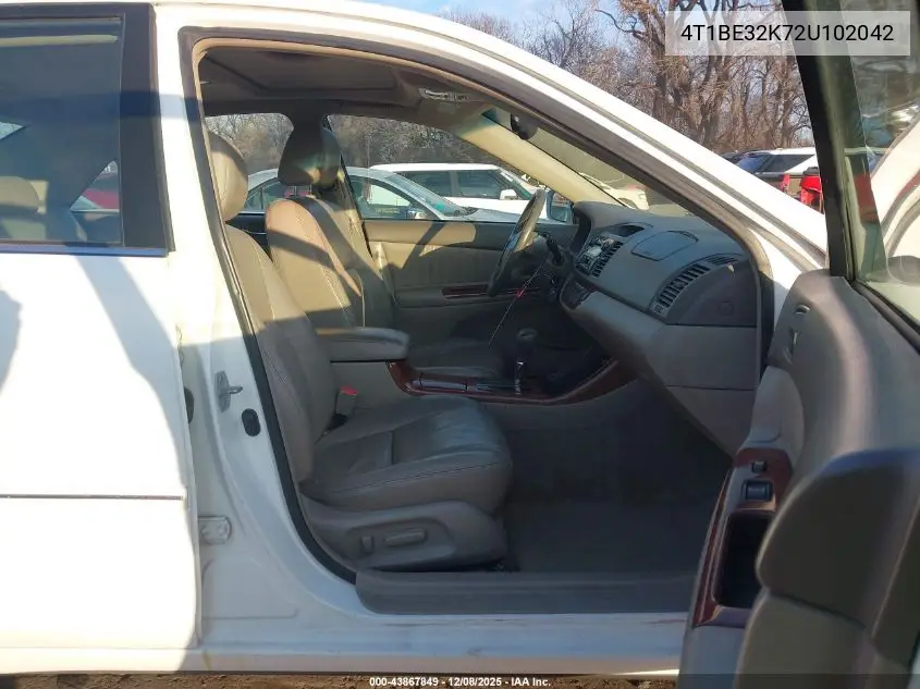 4T1BE32K72U102042 2002 Toyota Camry Xle