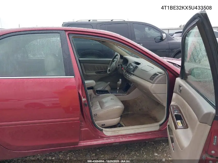 4T1BE32KX5U433508 2005 Toyota Camry Le