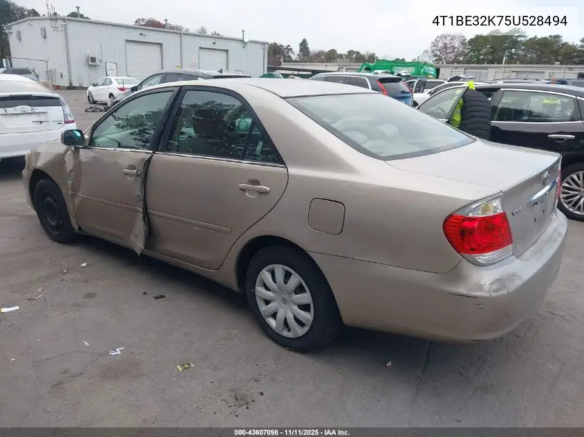 4T1BE32K75U528494 2005 Toyota Camry Le