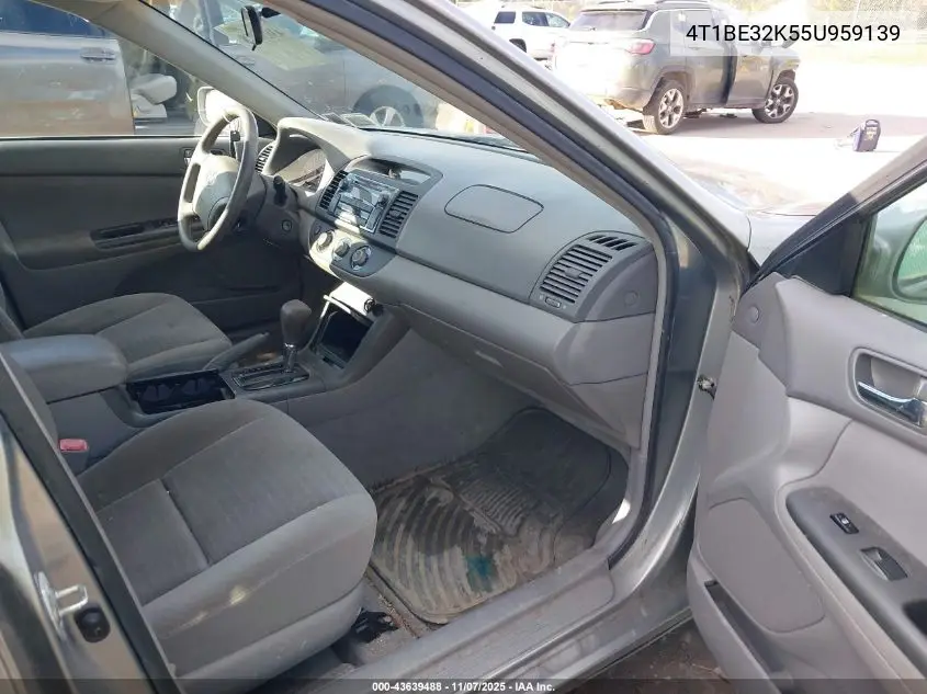 4T1BE32K55U959139 2005 Toyota Camry Le
