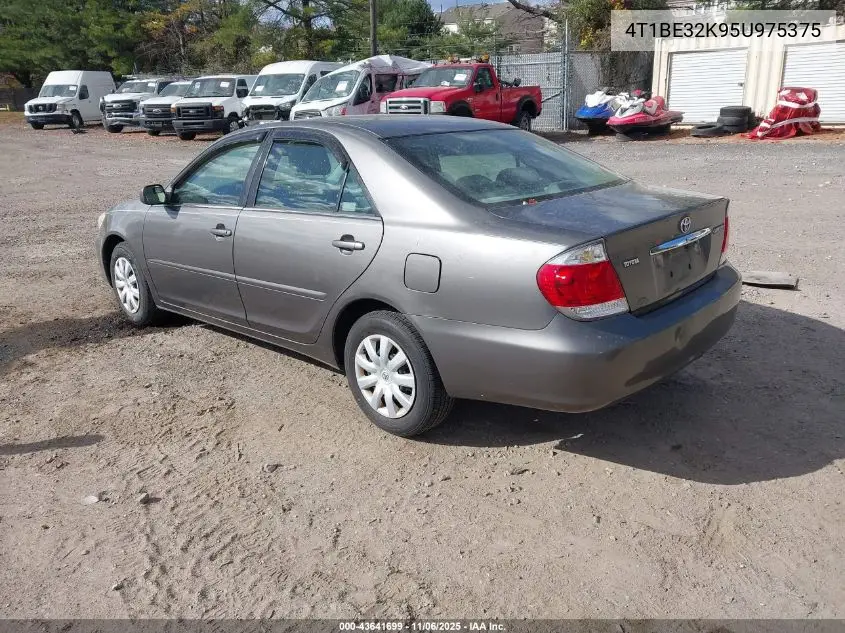 4T1BE32K95U975375 2005 Toyota Camry Le