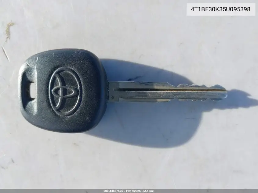 4T1BF30K35U095398 2005 Toyota Camry Le V6