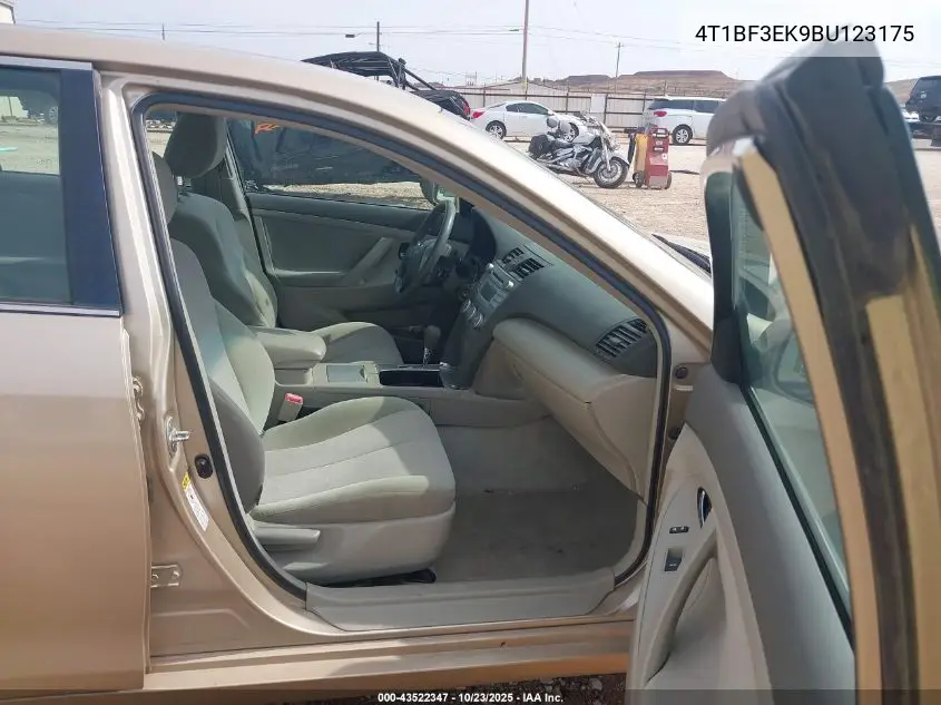 4T1BF3EK9BU123175 2011 Toyota Camry Le