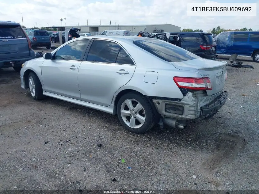 4T1BF3EK5BU609692 2011 Toyota Camry Se