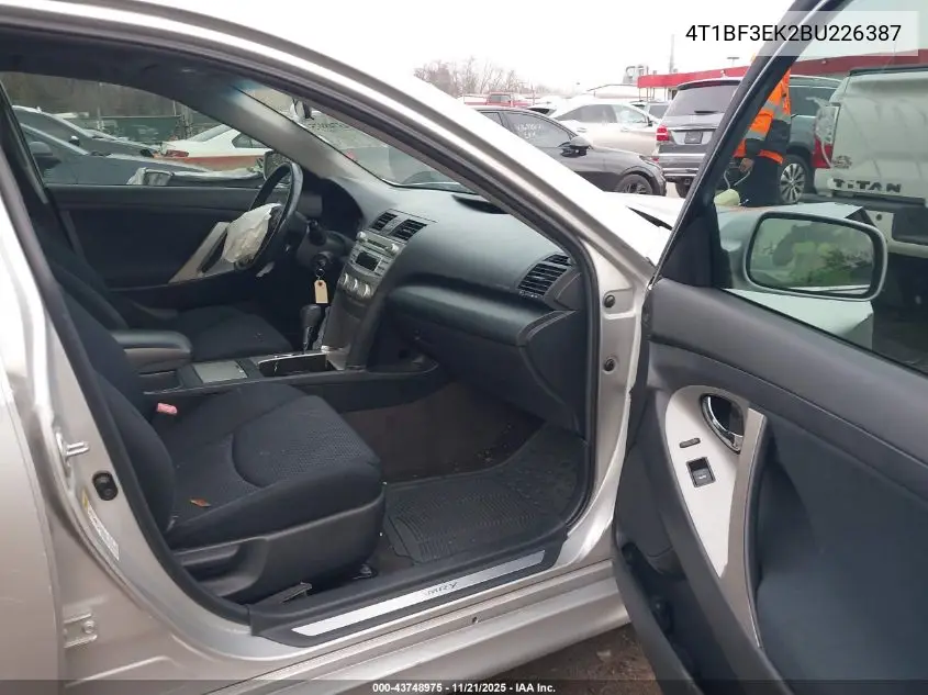4T1BF3EK2BU226387 2011 Toyota Camry Se