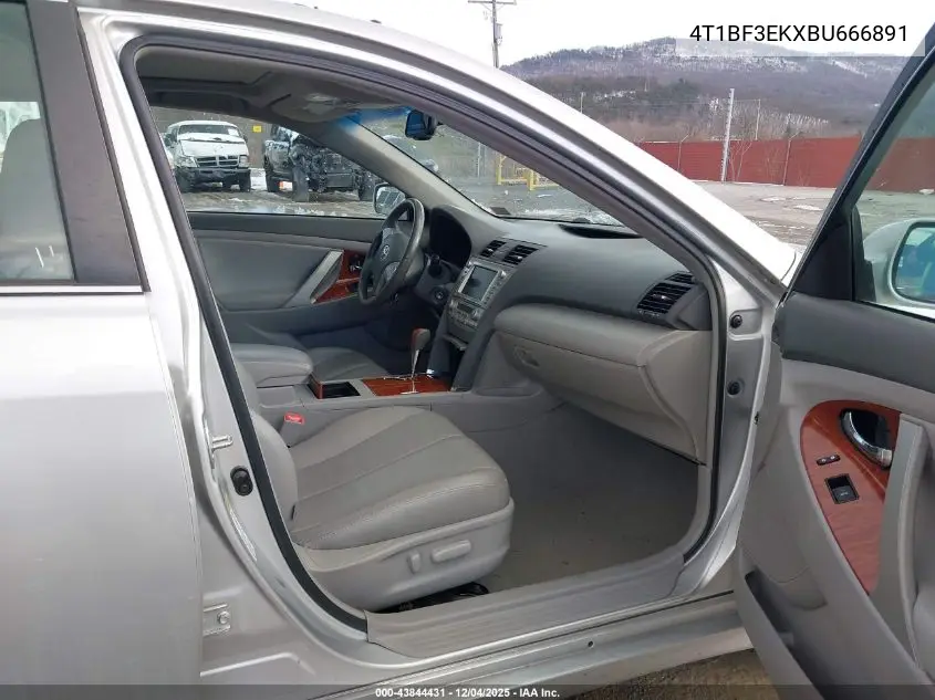 4T1BF3EKXBU666891 2011 Toyota Camry Xle