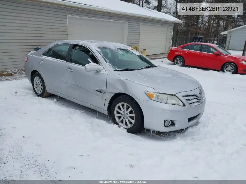 4T4BF3EK2BR128921 2011 Toyota Camry Xle