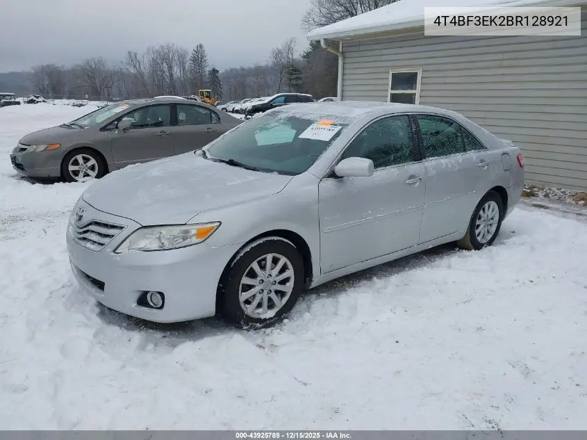4T4BF3EK2BR128921 2011 Toyota Camry Xle