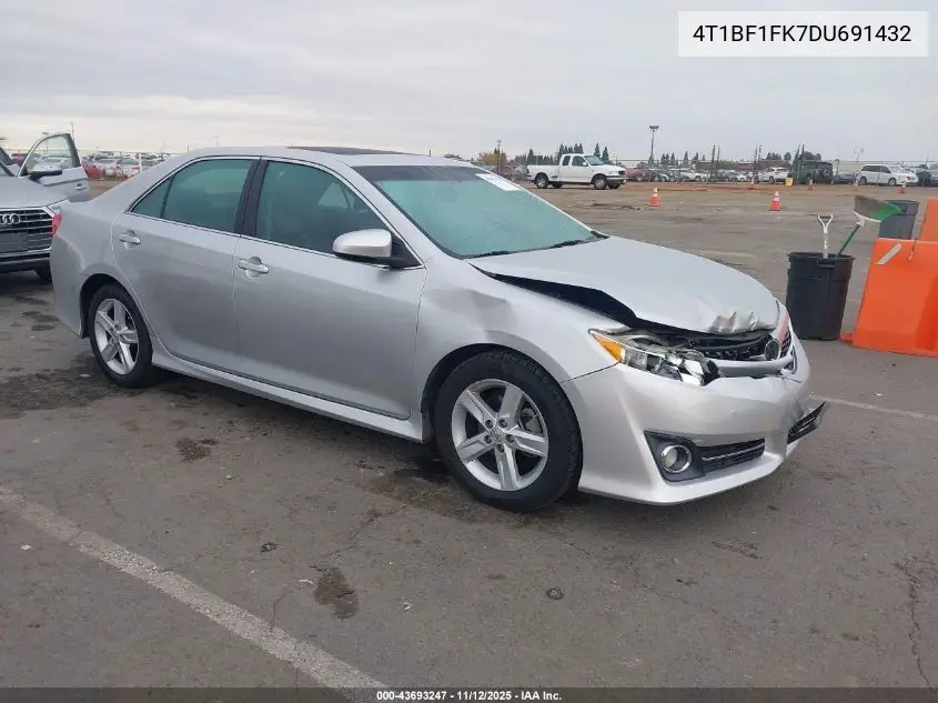 4T1BF1FK7DU691432 2013 Toyota Camry Se