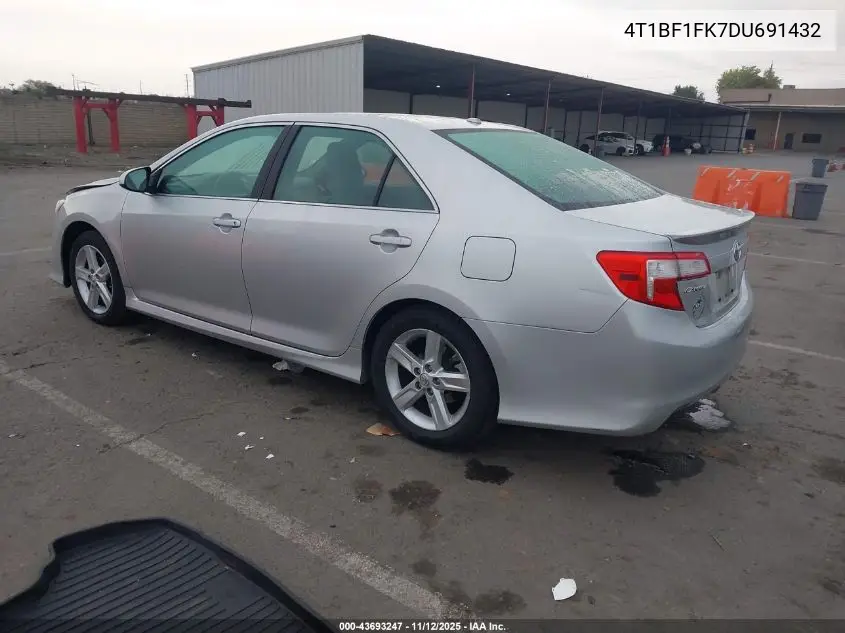 4T1BF1FK7DU691432 2013 Toyota Camry Se