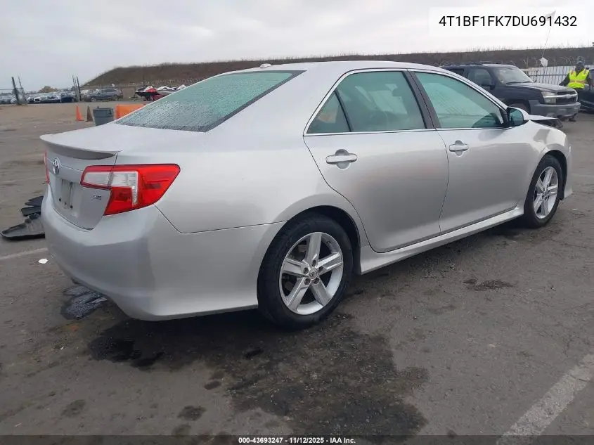 4T1BF1FK7DU691432 2013 Toyota Camry Se