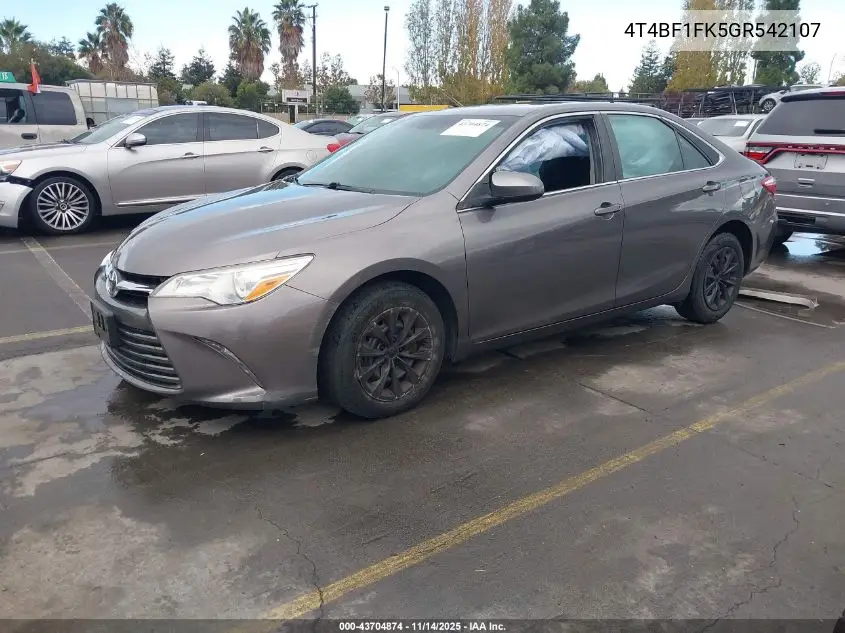 4T4BF1FK5GR542107 2016 Toyota Camry Le