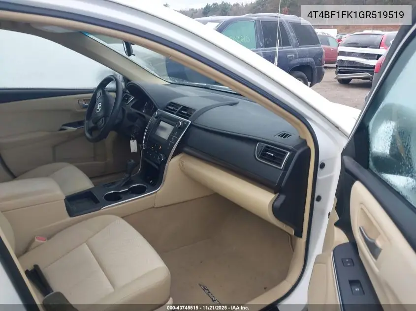 4T4BF1FK1GR519519 2016 Toyota Camry Le