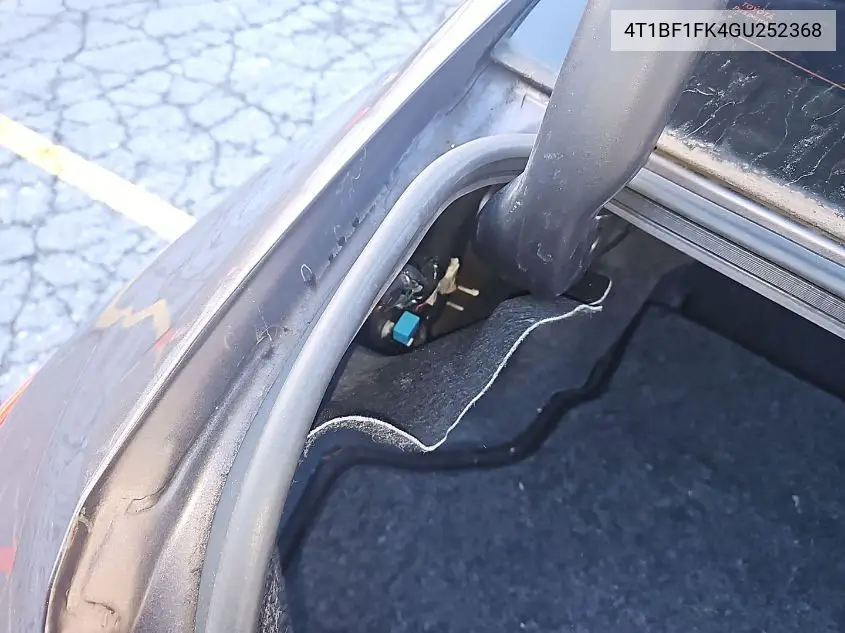 4T1BF1FK4GU252368 2016 Toyota Camry Se