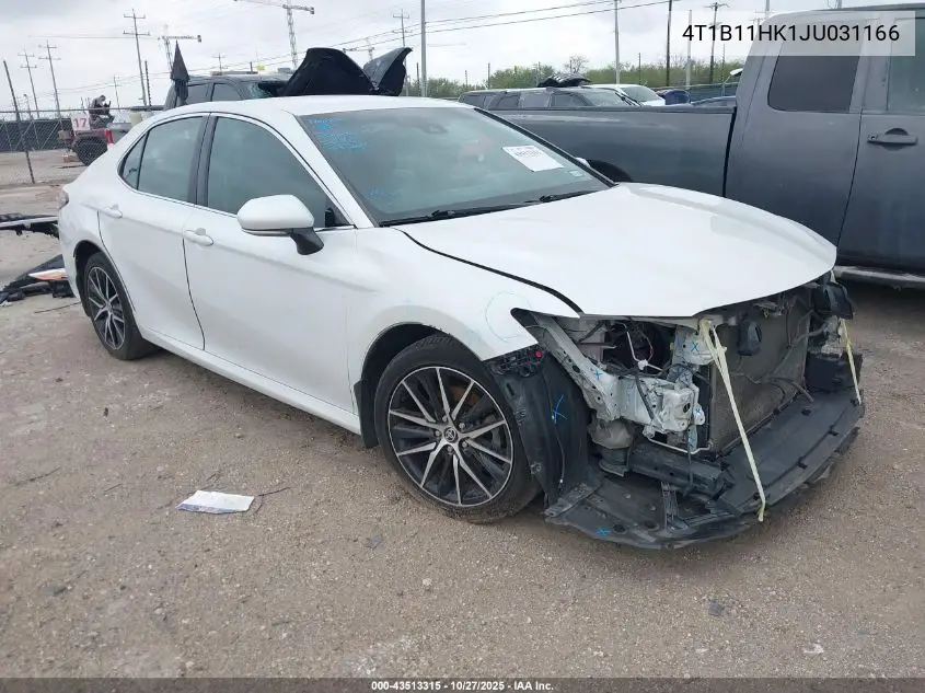 4T1B11HK1JU031166 2018 Toyota Camry Xle